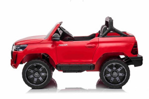 Toyota Hilux na akumulator dla dzieci Czerwony + Napęd 4x4 + Pilot