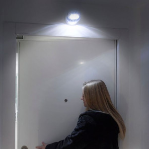 Lampa LED z Czujnikiem Ruchu InnovaGoods