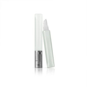 Oliwka do paznokci i skórek The Garden of Colour w sztyfcie Almond Clear 10