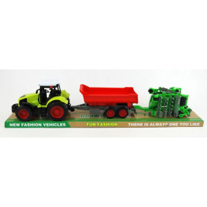 Traktor Z Przyczepami Pod Kloszem