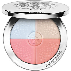 Meteorites Compact rozświetlający puder w kompakcie 03 Medium 8g