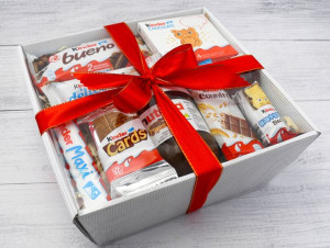 Kosz prezentowy Zestaw Kinder Nutella na Prezent