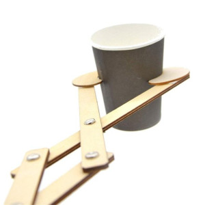 Reach Out Wooden Robot Arm Grabber Nowości Zabawki
