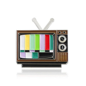 Metalowa przypinka, pins, telewizor