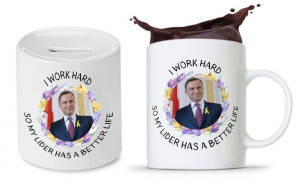 Zestaw Andrzej Duda Pis Prezent Kubek + Skarbonka