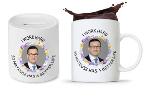 Zestaw Mateusz Morawiecki Pis Kubek + Skarbonka