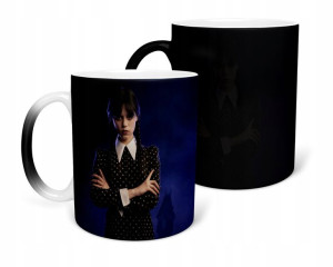 Kubek Magiczny Czarny Matowy Fana Wednesday Addams