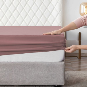 Prześcieradło z gumką bawełniane rose gold 90x200