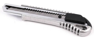 Nóż Uniwersalny Metalowy Nożyk Do Tapet 25 Mm