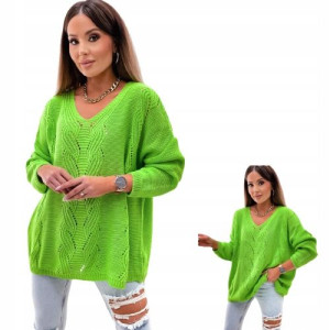 Oversizowy sweter damski w serek dekoltem V ZIELEŃ