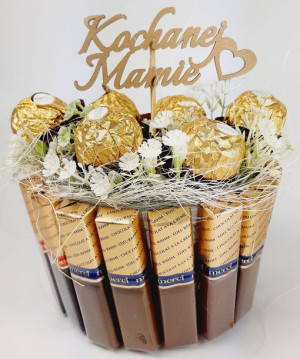 Tort z czekoladek Merci i Ferrero Rocher