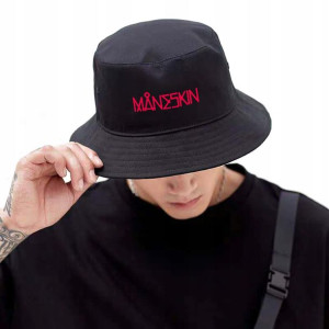 Modny KAPELUSZ BUCKET HAT Czarny wzór MANESKIN 01