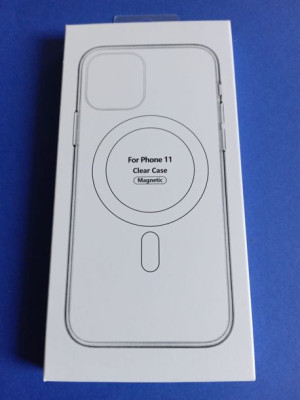 Plecki ESR Apple Iphone XR / 11 z magnesem + szkło hartowane H9