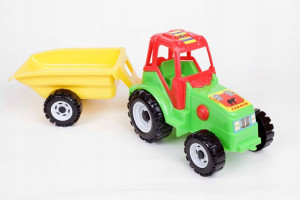 Traktor z przyczepą - model 206
