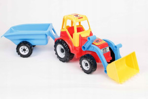 Traktor z ładowarką i przyczepą – model 091