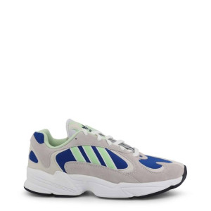 Sneakersy marki Adidas model YUNG-1 kolor Szary. Obuwie Męskie. Sezon: Cały