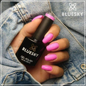 Lakier hybrydowy QXG 03 Pink Flamengo Bluesky 10 ml RÓŻOWY 10ml