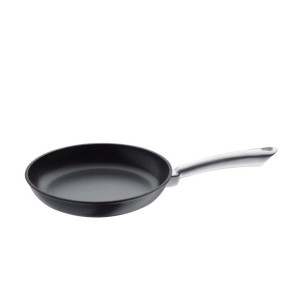 Patelnia Kuchenprofi Provence żeliwna, śred. 24 cm, czarna