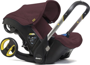 Doona Plus - mobilny fotelik samochodowy 0-13 kg | Burgund