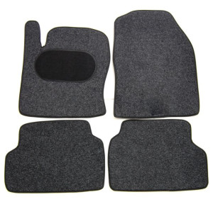 Dywaniki Ford Focus MK1 98-2004 samochodowe welur