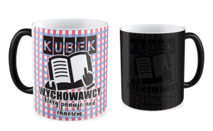 Kubek wychowawcy, który panuje nad wszystkim