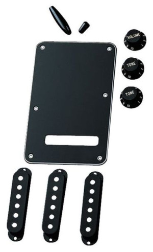 Fender 0991363000 Black Accesory Kit Strat