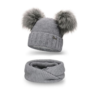 Zimowy komplet damski - czapka dwa pompony i komin