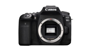 Canon EOS 90D + EF-S 18-55 mm IS STM