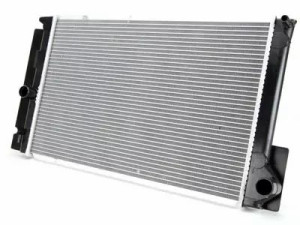 Thermotec Chłodnica Wody Toyota Auris E15 Verso