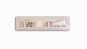 Wycinana naklejka CO VOLVO TO VOLVO chrom