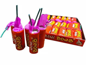 Petardy Hukowe Red Bomb P4a - 21 Sztuk