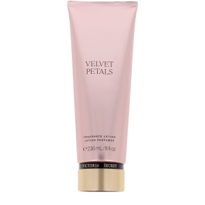 Victoria's Secret Lait corporel Pétales De Velours 236 ml