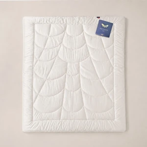 AMZ Kołdra Jedwabna SILK TOUCH 155x200 Całoroczna