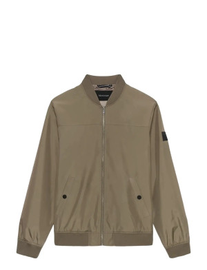 Matinique Maclay   L Brown L