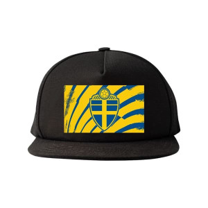Snapback-lippalakki Kilpi sinisellä ja keltaisella, jossa on Ruotsin teksti ja ristikuviointi yhdistettynä jalkapallon MM-kisojen 2026 kanssa, säilyt