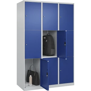 C+P 3er-Schließfachschrank Classic PLUS, 3 Abteile, lichtgrau / enzianblau, B 1200 mm, 9 Fächer, mit Bodengleitern