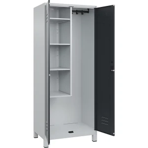 C+P Putzmittelspind Classic PLUS, 1 Abteil, Trennwand mittig, verkürzt, lichtgrau / grau, B 800 mm, mit Füßen, Zylinderschloss