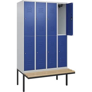 C+P Doppelstock-Spind Classic PLUS Sitzbank, 4 Abteile, lichtgrau / enzianblau, B 1200 mm, Zylinderschloss, auskragend, Buche-Hartholz