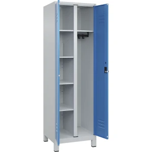 C+P Putzmittelspind Classic PLUS, 1 Abteil, Trennwand mittig, lichtgrau / lichtblau, B 600 mm, mit Füßen, Drehriegel