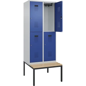Doppelstock-Spind Evolo PLUS Sitzbank, 2 Abteile, lichtgrau / enzianblau, B 800 mm, Zylinderschloss, mit untergebauter Sitzbank, Buche kaiserkraft