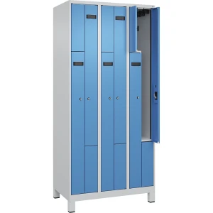 Z-Spind Evolo PLUS, 3 Abteile, lichtgrau / lichtblau, B 900 mm, 6 Fächer, mit breiten Füßen, Zylinderschloss kaiserkraft