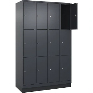 3er-Schließfachschrank Evolo PLUS, 4 Abteile, grau, B 1200 mm, 12 Fächer, mit Bodensockel, Zylinderschloss kaiserkraft