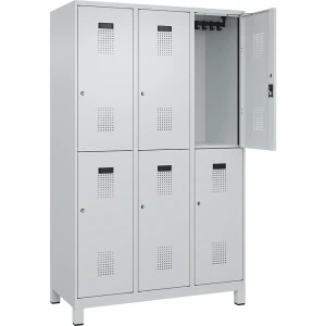 C+P Doppelstock-Spind Evolo PLUS, 3 Abteile, lichtgrau, B 1200 mm, mit breiten Füßen, Zylinderschloss
