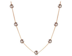 Pearl Decorated Necklace