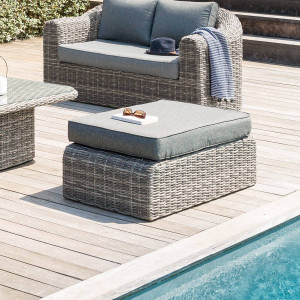 Pouf de jardin MOORÉA Terre d'ombre Aluminium traité époxy, Résine tressée synthétique, Polyester Hespéride