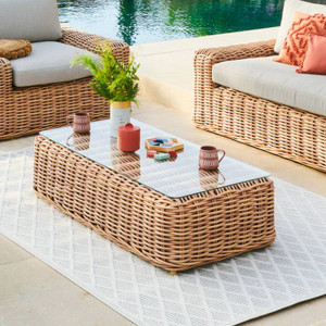 Table basse de jardin rectangulaire SAVINIA Tahini 126 x 64 33 cm - Aluminium traité époxy, Résine tressée, Verre Hespéride