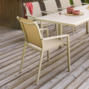 Fauteuil de jardin empilable ESSENTIA Lin / Argile Aluminium traité époxy, Texaline Hespéride