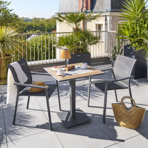 Ensemble table de bistro LAMBADA + 2 chaises empilables ESSENTIA Graphite places - Acier traité époxy, Céramique Hespéride