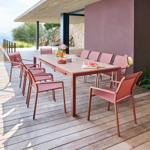 Table de jardin extensible rectangulaire EVASION Effet bois Honey / Acajou 10 places - Aluminium traité époxy Hespéride