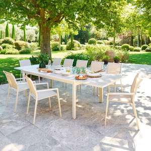 Table de jardin extensible rectangulaire EVASION Lin / Argile 12 places - Aluminium traité époxy Hespéride